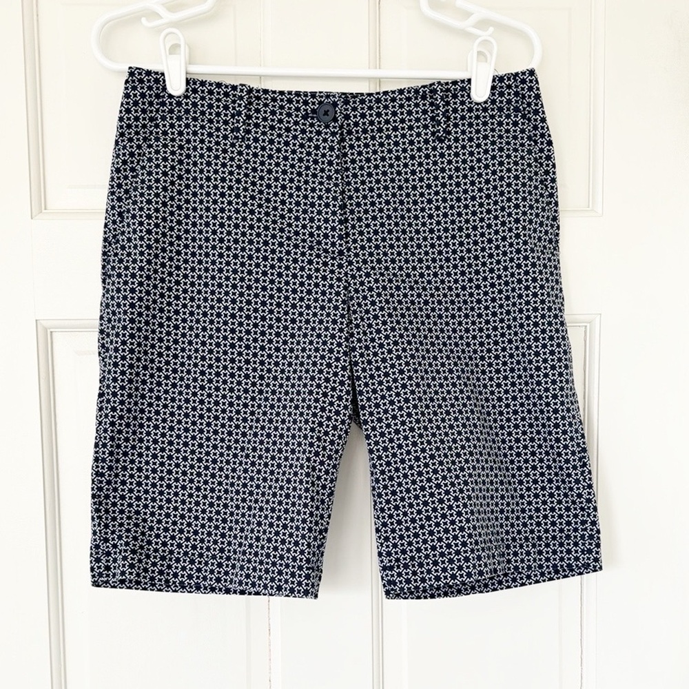TALBOTS bermuda shorts size 6P blue white cotton spandex